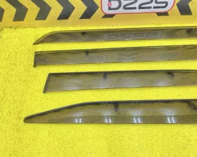 Ветровик на дверь SUZUKI