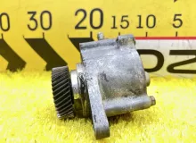 Насос вакуумный MAZDA BONGO FRIENDEE 1995 WL0118G00 SGLR WLT, передний