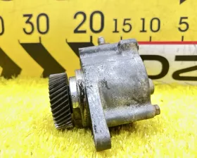 Насос вакуумный Mazda