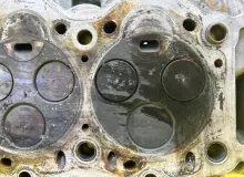 Головка блока цилиндров MAZDA BONGO FRIENDEE 1995 WL0110100B SGLR WLT, передняя
