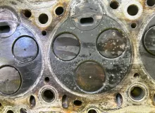 Головка блока цилиндров MAZDA BONGO FRIENDEE 1995 WL0110100B SGLR WLT, передняя