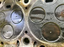 Головка блока цилиндров MAZDA BONGO FRIENDEE 1995 WL0110100B SGLR WLT, передняя