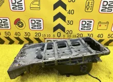 Поддон MAZDA BONGO FRIENDEE 1995 WL0110400A SGLR WLT, передний
