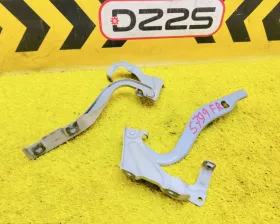 Петля капота SUZUKI