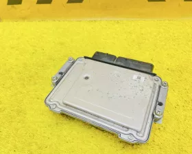 Блок управления двс SUZUKI