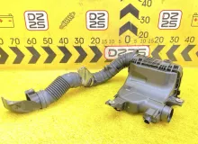 Корпус воздушного фильтра SUZUKI XBEE 2018/Цвет C7G 1370052R40 MN71S K10C, передний