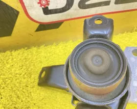 Подушка двигателя SUZUKI
