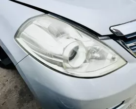 Фара NISSAN