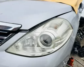 Фара NISSAN