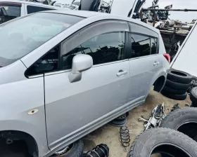 Дверь боковая NISSAN