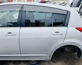 Дверь боковая NISSAN