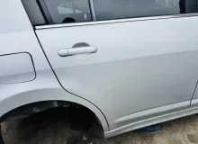 Дверь боковая NISSAN TIIDA 2010 H210MEU5MA C11 HR15DE, задняя правая