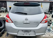Дверь 5я NISSAN TIIDA 2010 K0100ED0MM C11 HR15DE, задняя