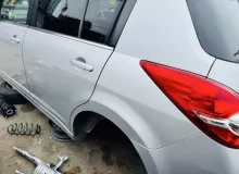 Порог кузова NISSAN TIIDA 2010 G6411ED0MA C11 HR15DE, передний левый