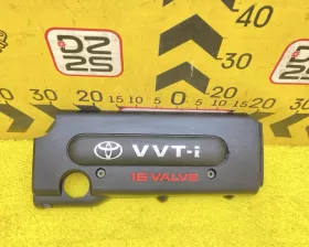 Пластиковая крышка на двс TOYOTA