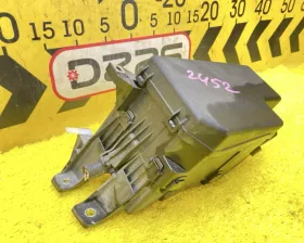 Блок предохранителей TOYOTA