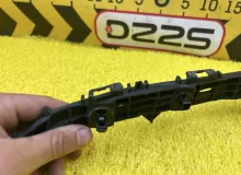 Крепление бампера LEXUS CT200H 2012 5257676010 ZWA10 2ZRFXE, заднее левое