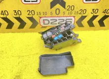 Блок предохранителей TOYOTA VANGUARD 2009 8274242030 ACA38W 2AZFE, передний