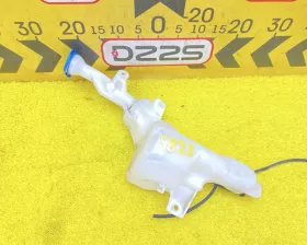 Бачок стеклоомывателя Honda