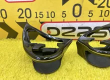 Подстаканник TOYOTA ESQUIRE 2015 ZRR85G 3ZRFAE, передний