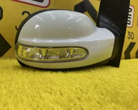 Уши Mercedes-Benz