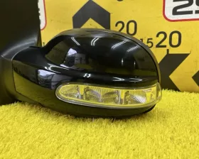 Уши Mercedes-Benz