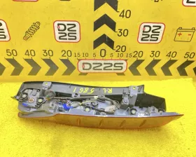 Стоп-сигнал Toyota