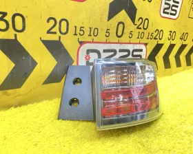 Стоп-сигнал Toyota
