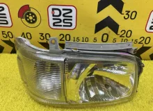 Фара TOYOTA HIACE 2006 8111026470 KDH205V 2KDFTV, передняя правая