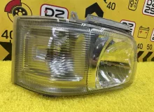 Фара TOYOTA HIACE 2006 8111026470 KDH205V 2KDFTV, передняя правая