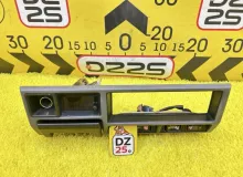 Консоль магнитофона TOYOTA LAND CRUISER PRADO 1994 5541290K0213 KZJ78W 1KZTE, передний