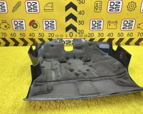 Пластиковая крышка на двс Land Rover