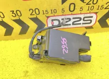 Блок предохранителей TOYOTA HARRIER 2014 8263042020 ZSU60W 3ZRFAE, передний