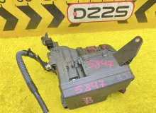 Блок предохранителей TOYOTA HARRIER 2014 8263042020 ZSU60W 3ZRFAE, передний
