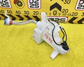 Бачок стеклоомывателя Toyota