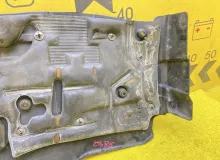Пластиковая крышка на двс Land Rover DISCOVERY 2006 LBH500083 L319 406PN, передняя