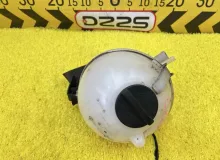 Бачок расширительный Mercedes-Benz V-CLASS 2008 W639 M272E35/272.978/272978, передний