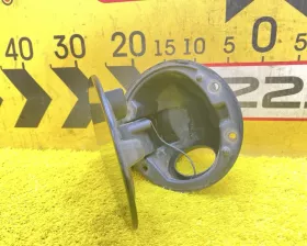 Лючок бензобака Toyota