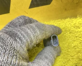 Датчик парктроника MAZDA