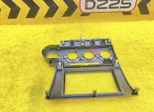 Консоль магнитофона TOYOTA TUNDRA 2007/Цвет 202 840130C600 USK51L 3URFE, передний