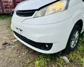 Бампер NISSAN