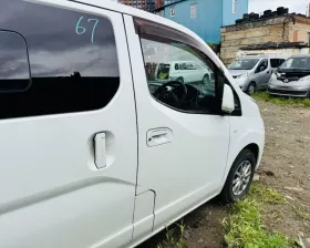 Дверь боковая NISSAN