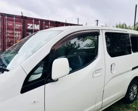 Дверь боковая NISSAN