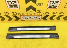 Накладка на порог TOYOTA HARRIER 2015 6791348080 ZSU60W 3ZRFAE, передняя