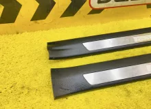 Накладка на порог TOYOTA HARRIER 2015 6791348080 ZSU60W 3ZRFAE, передняя