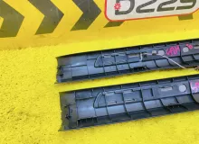 Накладка на порог TOYOTA HARRIER 2015 6791348080 ZSU60W 3ZRFAE, передняя