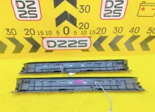 Накладка на порог TOYOTA HARRIER 2014 6791448070 ZSU60W 3ZRFAE, передняя