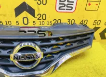 Решетка радиатора NISSAN NV200 2009/Цвет K23 62310JX00A M20 HR16DE, передняя