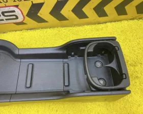 Бардачок между сиденьями NISSAN