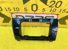 Консоль магнитофона TOYOTA TUNDRA 2008/Цвет 040 USK56L/USK56/USK51L/USK50L/USK52L/USK55L/USK57L/GSK50/GSK51/GSK52/UCK50/UCK51/UCK52/UCK55/UCK57UCK56/UPK50/UPK51/UPK52/UPK55/UPK56/UPK57 3URFE, передний
